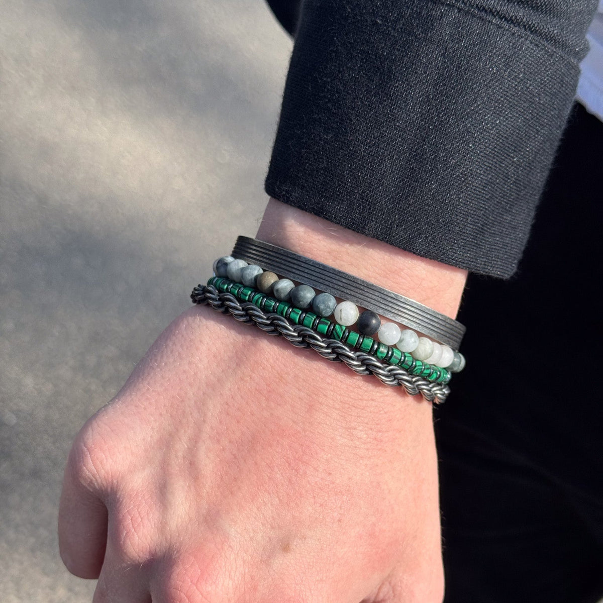 Bangle with Grooves